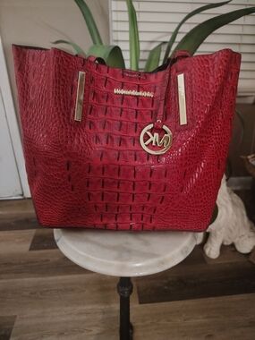 Michael Kors Dillon Large Red Crocodile Embossed Leather Tote Satchel Bag